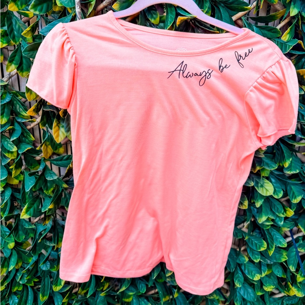 🔹 10/$25- Wonder Nation‎ Always Be Free Puff Sleeve Top